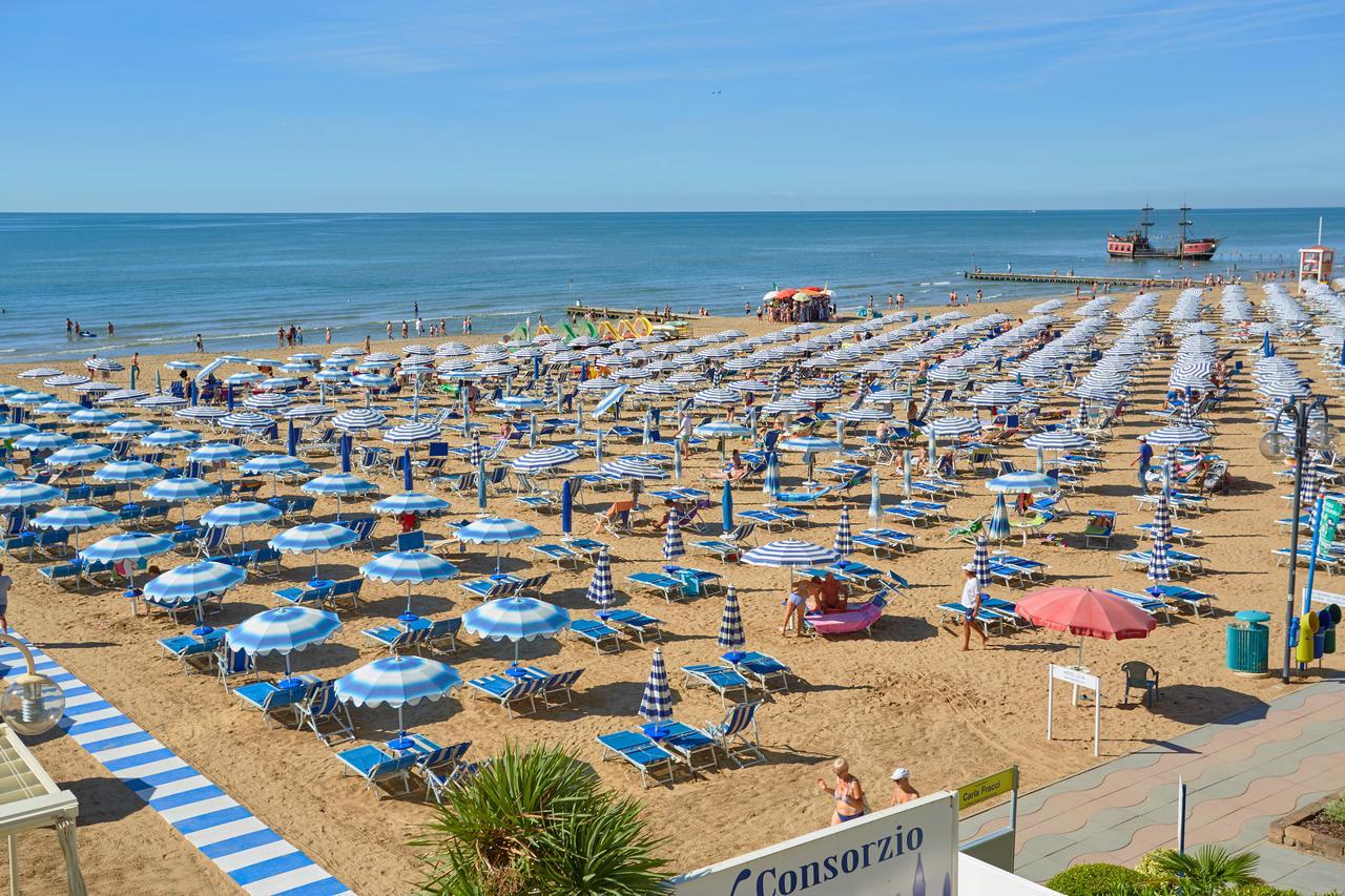 Hotel Villa Gioiosa Lido di Jesolo Exterior photo