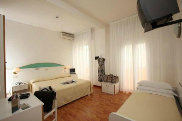 Hotel Villa Gioiosa Lido di Jesolo Exterior photo